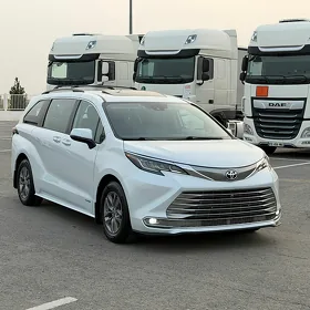 Toyota Sienna 2022