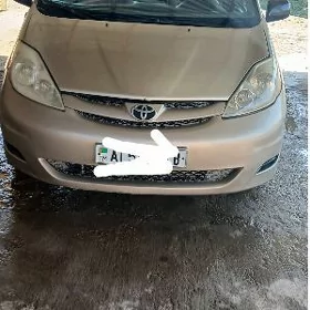 Toyota Sienna 2006