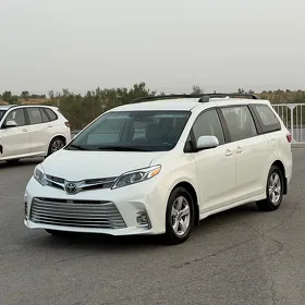 Toyota Sienna 2020