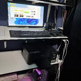 kompyuter kino prakat
