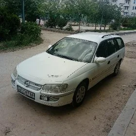 Opel Omega 1998