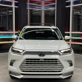 Toyota Grand Highlander 2024