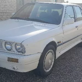 BMW 325 1987