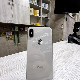 iPhone XS