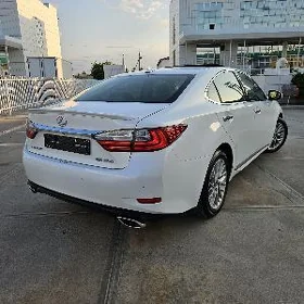 Lexus ES 350 2018