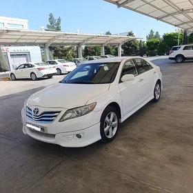 Toyota Camry 2011