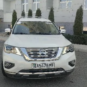 Nissan Pathfinder 2020