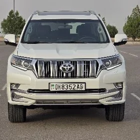 Toyota Land Cruiser Prado 2023