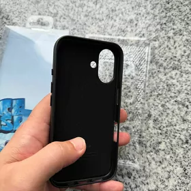 iPhone 16 Cehol