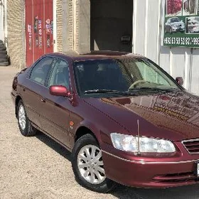 Toyota Camry 2000