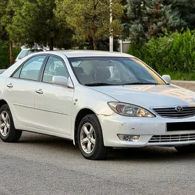 Toyota Camry 2003