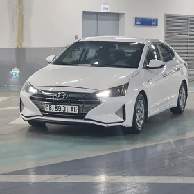 Hyundai Elantra 2019