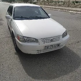 Toyota Camry 1998