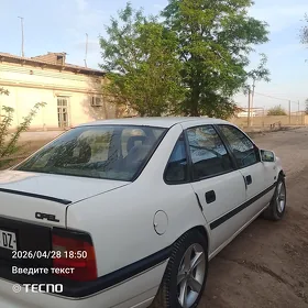Opel Vectra 1989