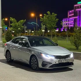 Kia Optima 2019