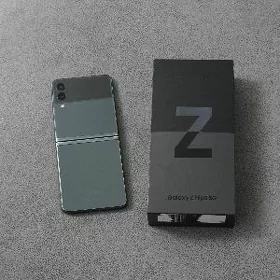 Samsung Z Flip 3. 8/128