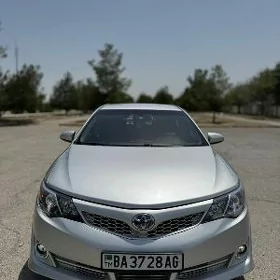 Toyota Camry 2013