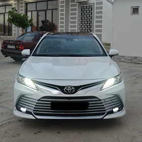 Toyota Camry 2022
