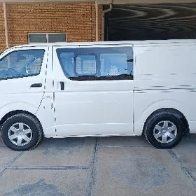 Toyota Hiace 2024
