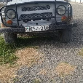 UAZ 469 2000