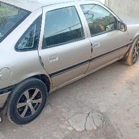 Opel Vectra 1991
