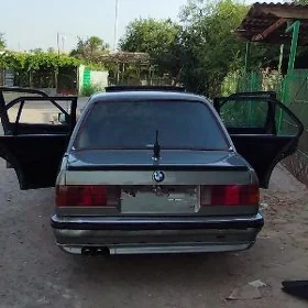 BMW 325 1985