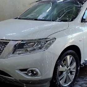 Nissan Pathfinder 2015
