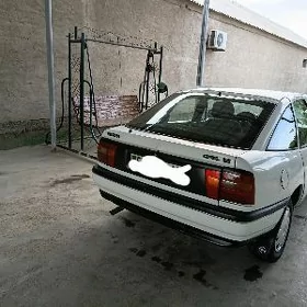 Opel Vectra 1992