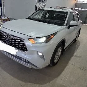 Toyota Highlander 2023