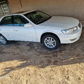 Toyota Camry 1999