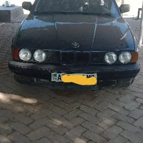BMW 525 1989