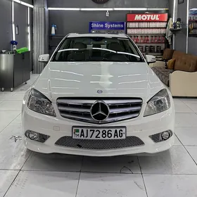 Mercedes-Benz C300 2010