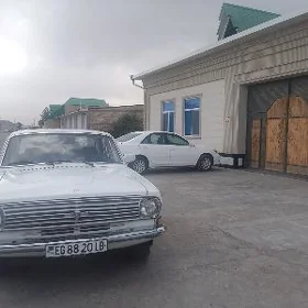 Gaz 24 1983