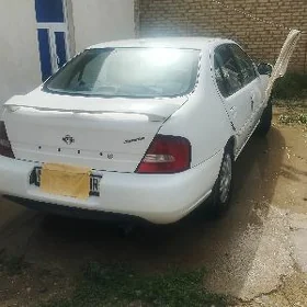 Nissan Altima 2000