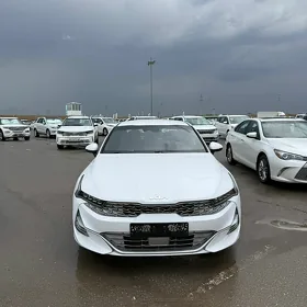 Kia K5 2021