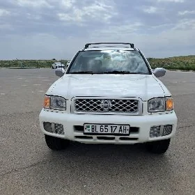 Nissan Pathfinder 2002
