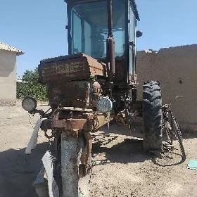 MTZ T-28 2002