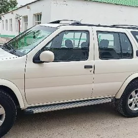 Nissan Pathfinder 1997