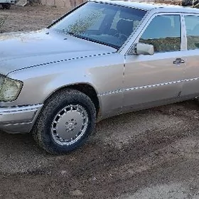 Mercedes-Benz E280 1993