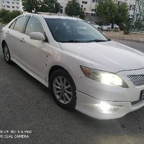 Toyota Camry 2011
