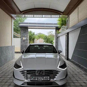 Hyundai Sonata 2021