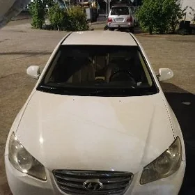 Hyundai Elantra 2010