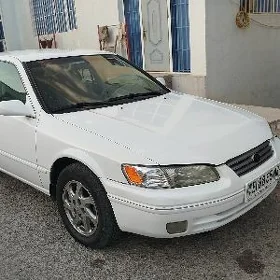 Toyota Camry 1998