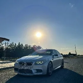 BMW F10 M5 2010