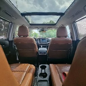 Toyota Highlander 2019