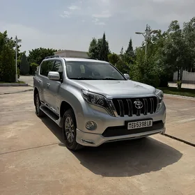 Toyota Land Cruiser Prado 2015