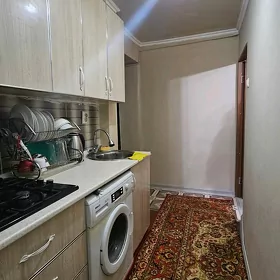 10 mkr 4/3 etaj 1 komnat