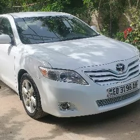 Toyota Camry 2010