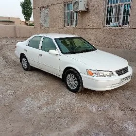 Toyota Camry 2000