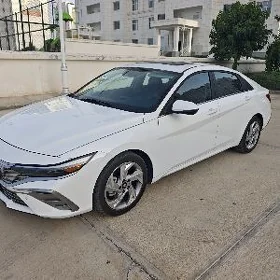Hyundai Elantra 2024